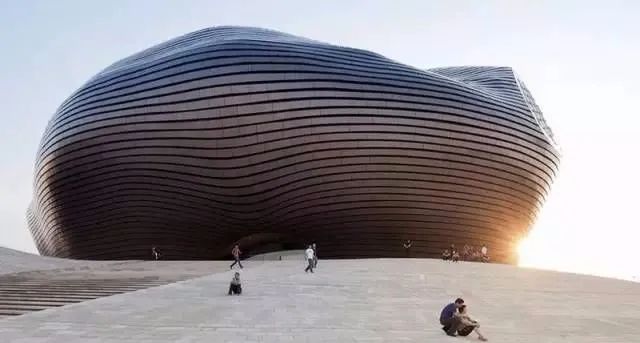 内蒙古鄂尔多斯博物馆