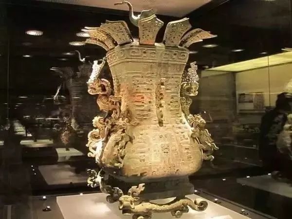 春秋莲鹤方壶-河南博物院